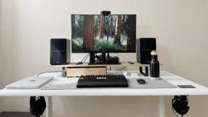 How to Choose a Computer Desk for Home Office